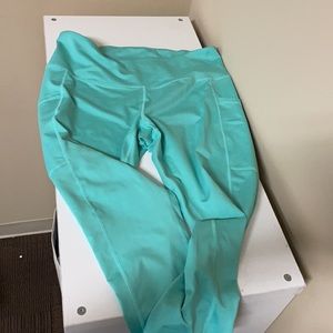 Seafoam leggings with pockets
